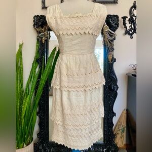 Adorable Vintage 1950’s Lace & Eyelet Wiggle Dress